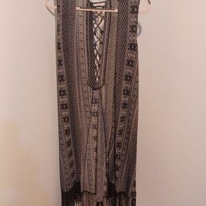 rue 21 Black/White Long Duster w/Fringe Sleeveless Stretch Floral Corset M